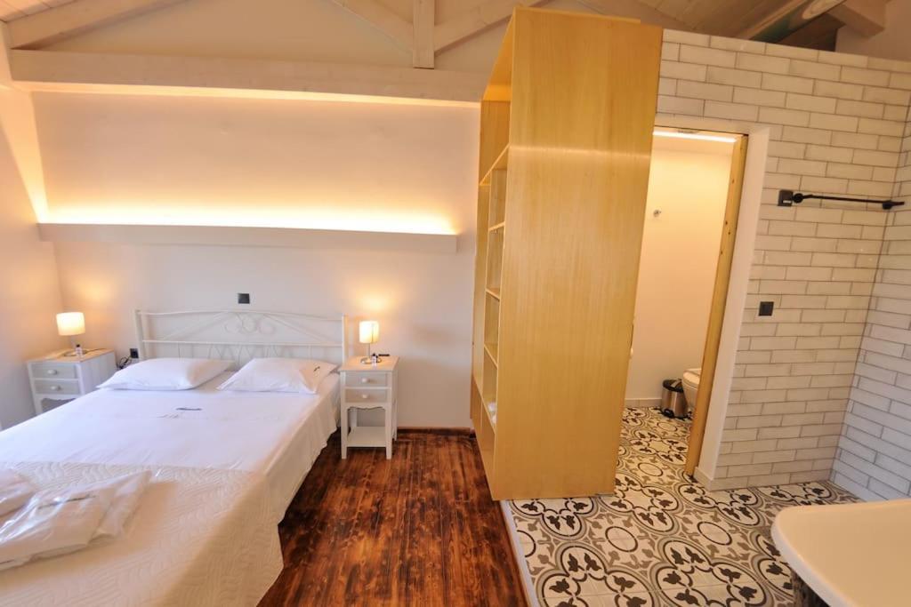 Villa Paxos Adamantia With Private Pool ไกออส ภายนอก รูปภาพ