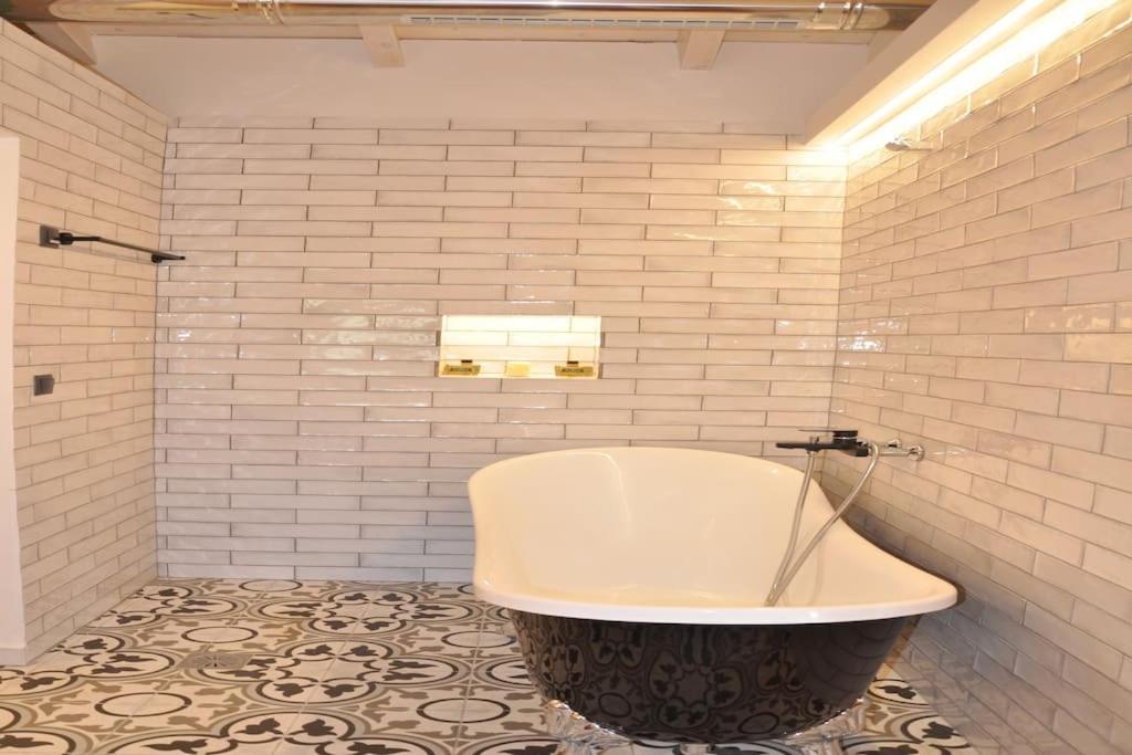 Villa Paxos Adamantia With Private Pool ไกออส ภายนอก รูปภาพ