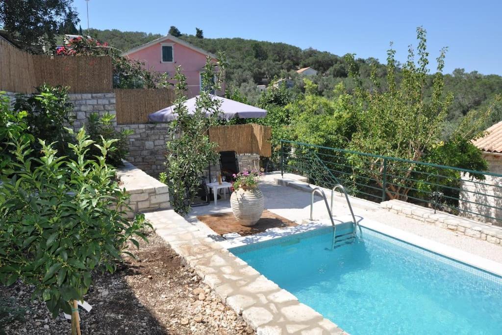 Villa Paxos Adamantia With Private Pool ไกออส ภายนอก รูปภาพ