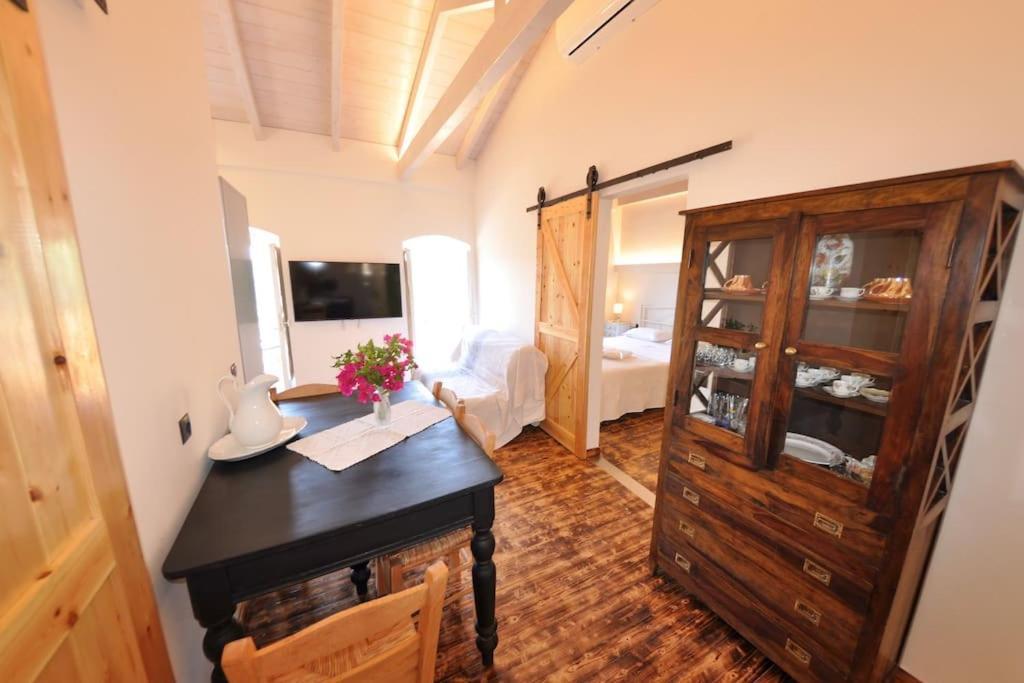 Villa Paxos Adamantia With Private Pool ไกออส ภายนอก รูปภาพ